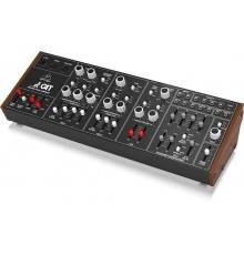 Behringer CAT Syntezator analogowy
