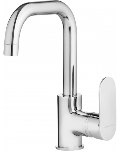 Basin mixer with rectangular spout