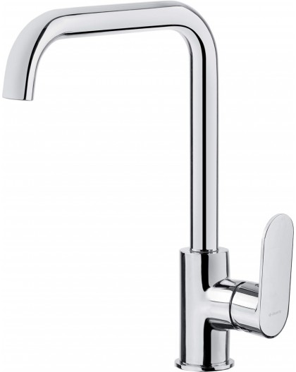 Kitchen faucet with rectangular spout