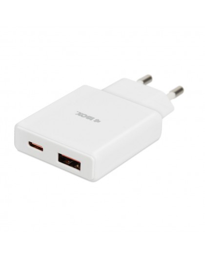 iBox ILUC43W mobile device charger Universal White AC Indoor