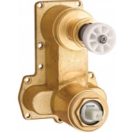 Flush-mounted mixer BOX body with spray switch