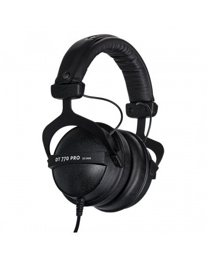 Beyerdynamic DT 770 PRO 32 Ω - closed studio headphones