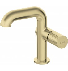 Sink faucet with rectangular spout