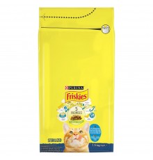 FRISKIES Sterilized Salmon and tuna with vegetables - dry cat food - 1,5 kg