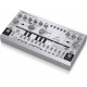 Behringer TD-3-SR Syntezator linii basowej srebrny